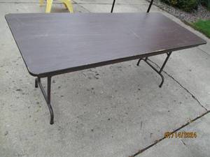 lot 25 image: Pair of heavy duty metal framed woo...