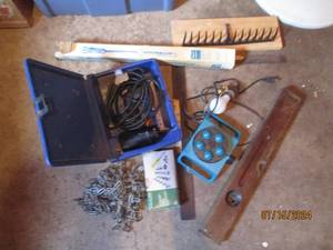 lot 190 image: Vintage Wood carpenters level, ele...