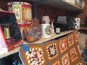 lot 196 image: Hamilton Beach toaster oven, musica...