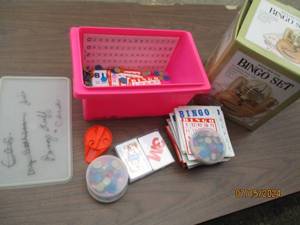 lot 101 image: Playing cards and Deluxe Wood bingo...