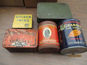 lot 116 image: Variety of metal pipe tobacco canis...