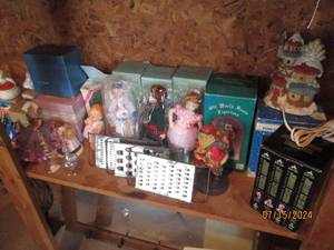 lot 134 image: Avon dolls, Vintage toys, cheese gr...