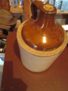 lot 153 image: Stoneware water jug Crock...