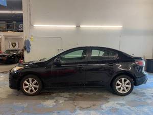 lot 102 image: 2010 MAZDA MAZDA3 i Touring