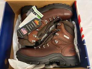 Thorogood 8 Omni Safety Toe Boots - Size 8