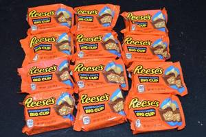 Lot of 12 Reeses Potato Chips Big Cup �� 1.3 oz Each