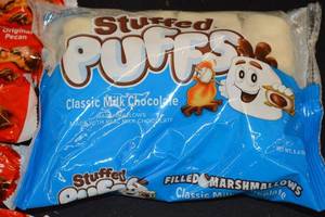 Lot of 10 Turtles Original Caramel Nut Cluster & Stuffed Puffs Classic Milk Chocolate