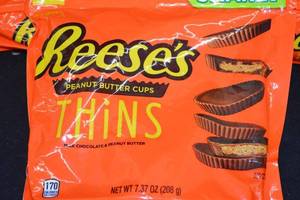 Lot of 3 Reeses Peanut Butter Cups Thins 7.37 oz