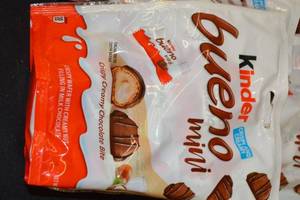 Kinder Bueno Mini Crispy Creamy Chocolate Bite - 8 Bags