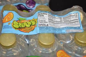 Lot of Splash Blast Wild Berry and Mandarin Orange Flavored Water (12 Bottles)