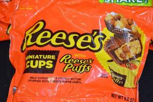 Lot of 3 Bags of Reeses Miniature Cups with Reeses Puffs - 9.6 oz Each