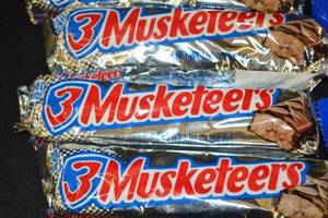 Lot of 3 Musketeers and Almond Joy Candy Bars