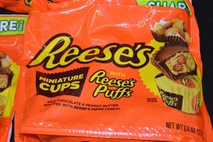 Lot of 3 Reeses Miniature Cups with Reeses Puffs, 9.6 oz Each