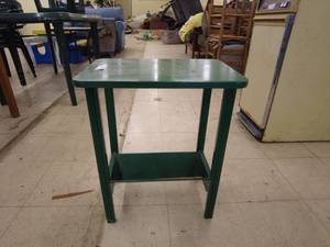 lot 67 image: Green Small Utility Table with Lower Shelf