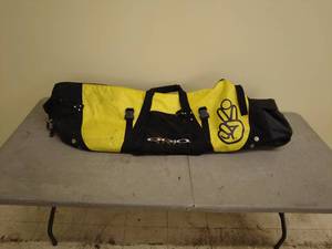 lot 29 image: OGIO Wheeled SkiSnowboard Bag