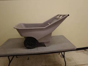 lot 54 image: Heavy-Duty Garden Dump Cart with Large Wheels