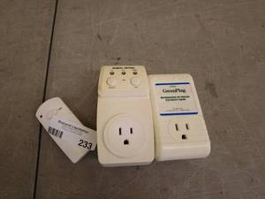 lot 233 image: Lot of Electronic Control Plugs and GreenPlug Energy Saver
