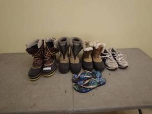 lot 247 image: Mixed Footwear Lot Boots, Sneakers, and Flip Flops size 99.5
