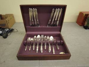 lot 201 image: Vintage Silver Plated Flatware Set with Wooden Case