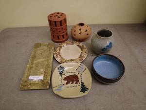 lot 219 image: Assorted Ceramic and Terracotta Decor Pieces