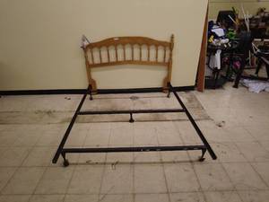 lot 272 image: Wooden Headboard and Metal Bed Frame SIze-full