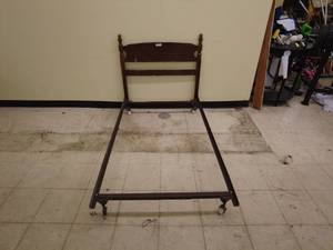 lot 274 image: Vintage Twin Bed Frame with Wooden Headboard