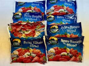 lot 444 image: L. 8x 10oz Berry Banana Blend Frozen Fruit