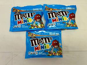 lot 174 image: II. 3x 9.40oz Mini M&Ms