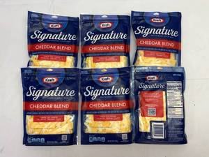 lot 431 image: B. 6x 8oz Kraft Signuature Cheddar Blend Shredded