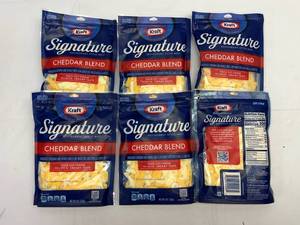lot 432 image: B. 6x 8oz Kraft Signuature Cheddar Blend Shredded