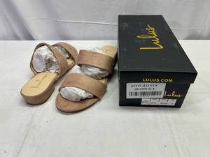 lot 1 image: RR. Lulus-Size 8 Devin-Mauve