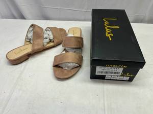 lot 10 image: RR. Lulus-Size 8.5 Devin-Mauve