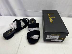 lot 17 image: RR. Lulus-Size 8.5 Devin-Black