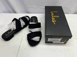lot 20 image: RR. Lulus-Size 8.5 Devin-Black