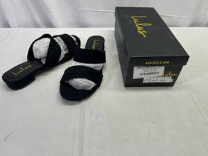 lot 34 image: RR. Lulus-Size 9 Devin-Black