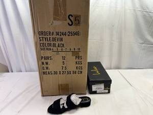 lot 52 image: 12- Lulus-Size 5 Devin-Black