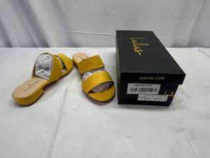 lot 55 image: LL. Lulus-Size 8 Devin-Mustard