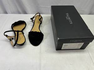 lot 62 image: LL. New Talbots Shoes 7M Black Capri Ruffle