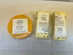lot 146 image: 3x Cheese-2 Pepper Jack 1 Swedish Brick