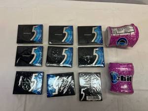 lot 158 image: 9x 5 Gum Peppermint Cobalt 2x Orbit Bubblemint