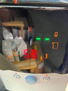 lot 18 image: Vapotherm High Velocity Therapy Precision Flow Heater Humidifier - In Great Working Condition