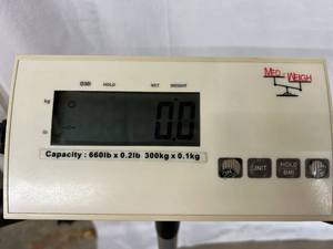 lot 63 image: Digital Floor Weight Measuring Scale with Handrails - 660 lbs. Max Weight Capacity - In Good Working Condition