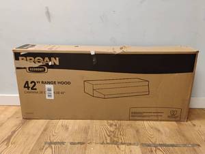 NEW BROAN 42 RANGE HOOD