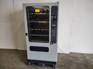 FSI Model 3076 Commercial Vending M...
