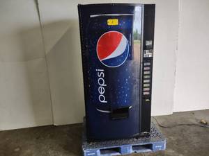 Dixie-Narco Commercial Pop Vending ...