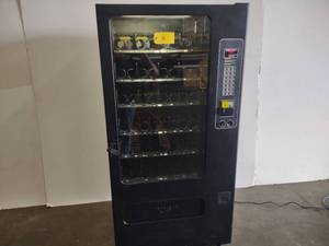 USI Model 3129 Commercial Vending M...