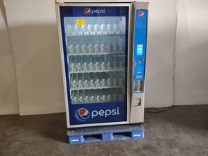 Dixie-Narco Commercial Vending Mach...