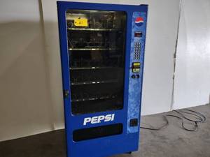 USI Model 3129 Commercial Vending M...