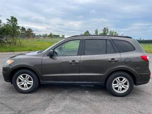 2012 Hyundai Santa FE GLS - AWD