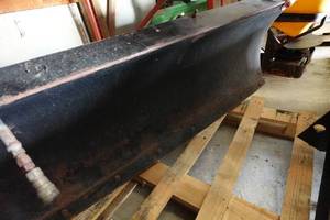 lot 127 image: 6 Snow Plow with Mount for John Deere Gator